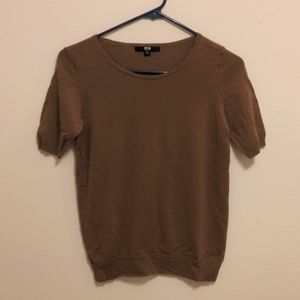 Uniqlo 100% Merino wool short sleeve sweater XS